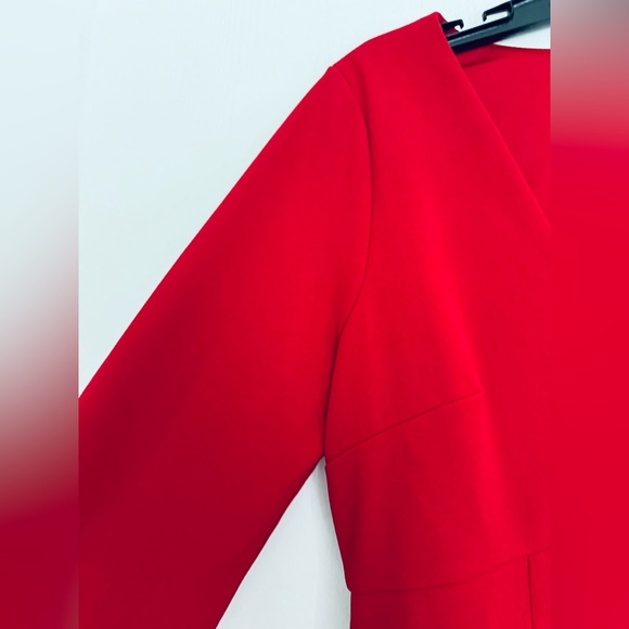 Donna Morgan Maggy keyhole long sleeves sheath dress cherry red US 6 Small - Picture 4 of 12